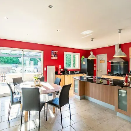 Maison En Pierre Avec Piscine Pres De Sarlat - Fr-1-616-204