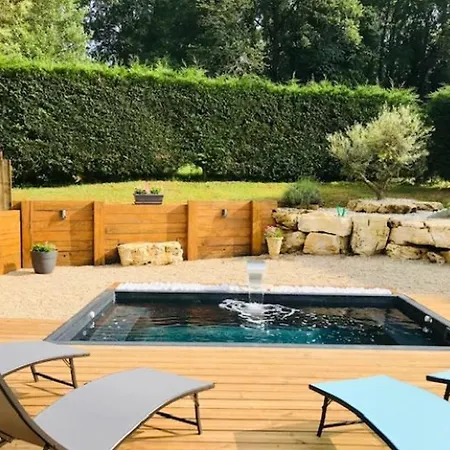 Maison En Pierre Avec Piscine Pres De Sarlat Saint-Cybranet