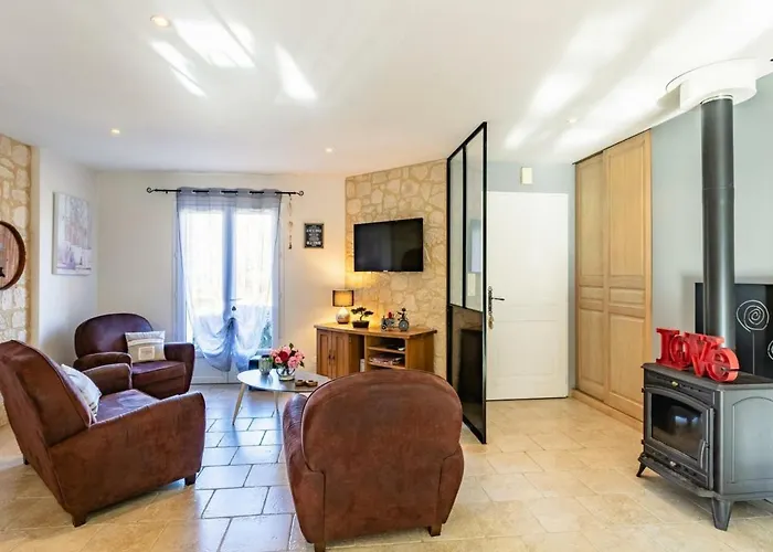 Maison En Pierre Avec Piscine Pres De Sarlat - Fr-1-616-204 Vakantiehuis *