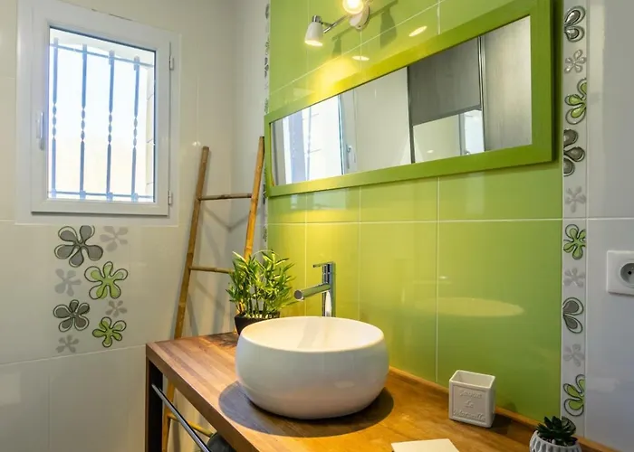 Vakantiehuis Maison En Pierre Avec Piscine Pres De Sarlat - Fr-1-616-204